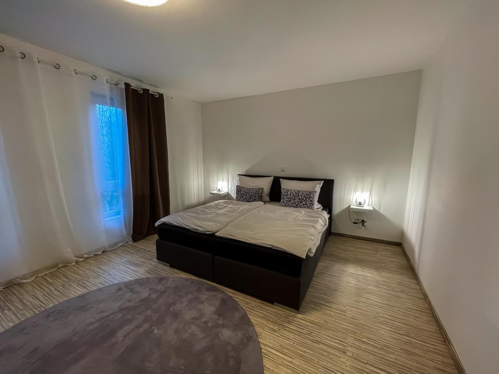Paderborn City - Parkplatz - Netflix Lägenhet Exteriör bild